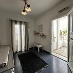 Elenis Studios&apartments *