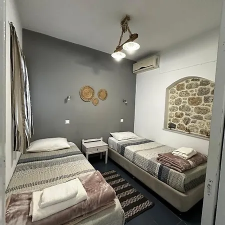 Elenis Studios&apartments * 마소우리