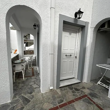 Daire Elenis Studios&apartments *
