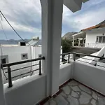 Elenis Studios&apartments شقة *