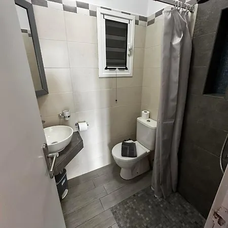 Daire Elenis Studios&apartments