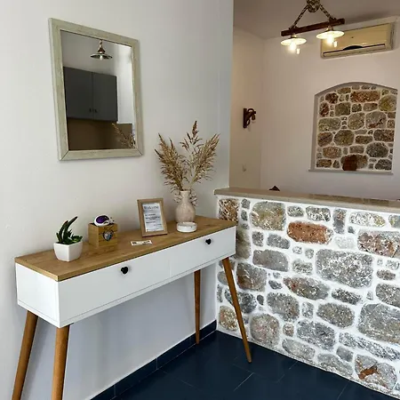 Daire Elenis Studios&apartments *