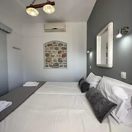 Elenis Studios&apartments Masouri