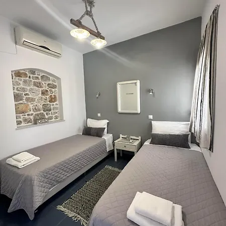 Elenis Studios&apartments *