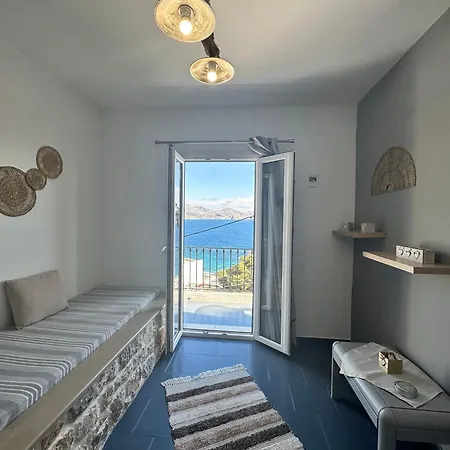 Elenis Studios&apartments *