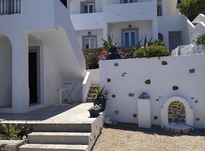 Elenis Studios&apartments