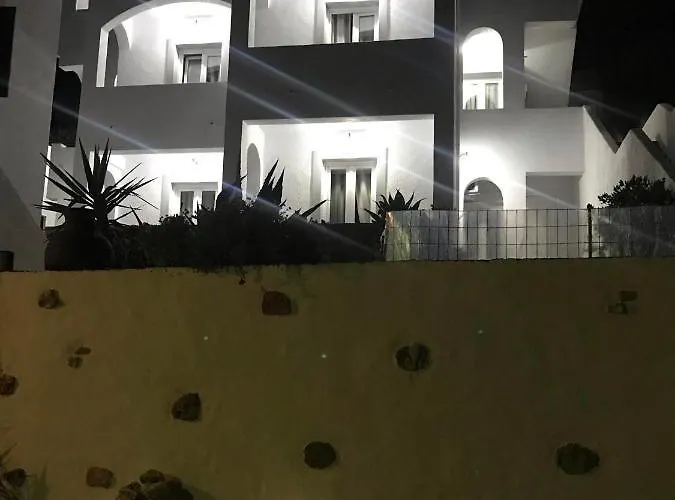 شقة Elenis Studios&apartments