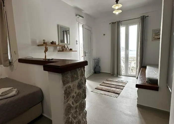 Elenis Studios&apartments شقة *