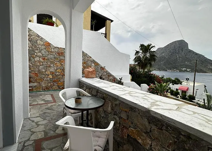 Elenis Studios&apartments شقة