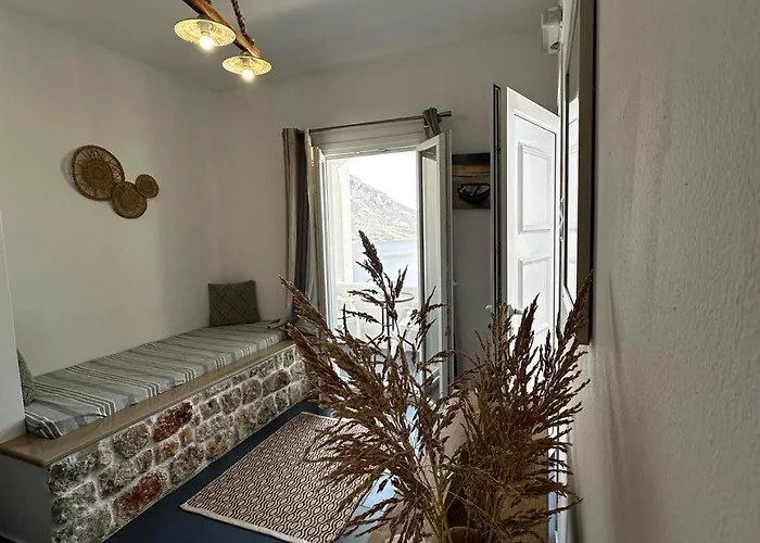 Elenis Studios&apartments