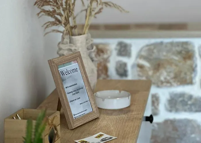 Elenis Studios&apartments شقة *