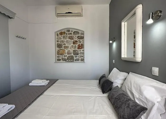 Elenis Studios&apartments ماسوري