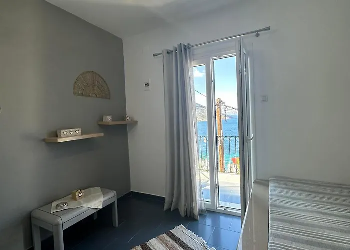 شقة Elenis Studios&apartments *